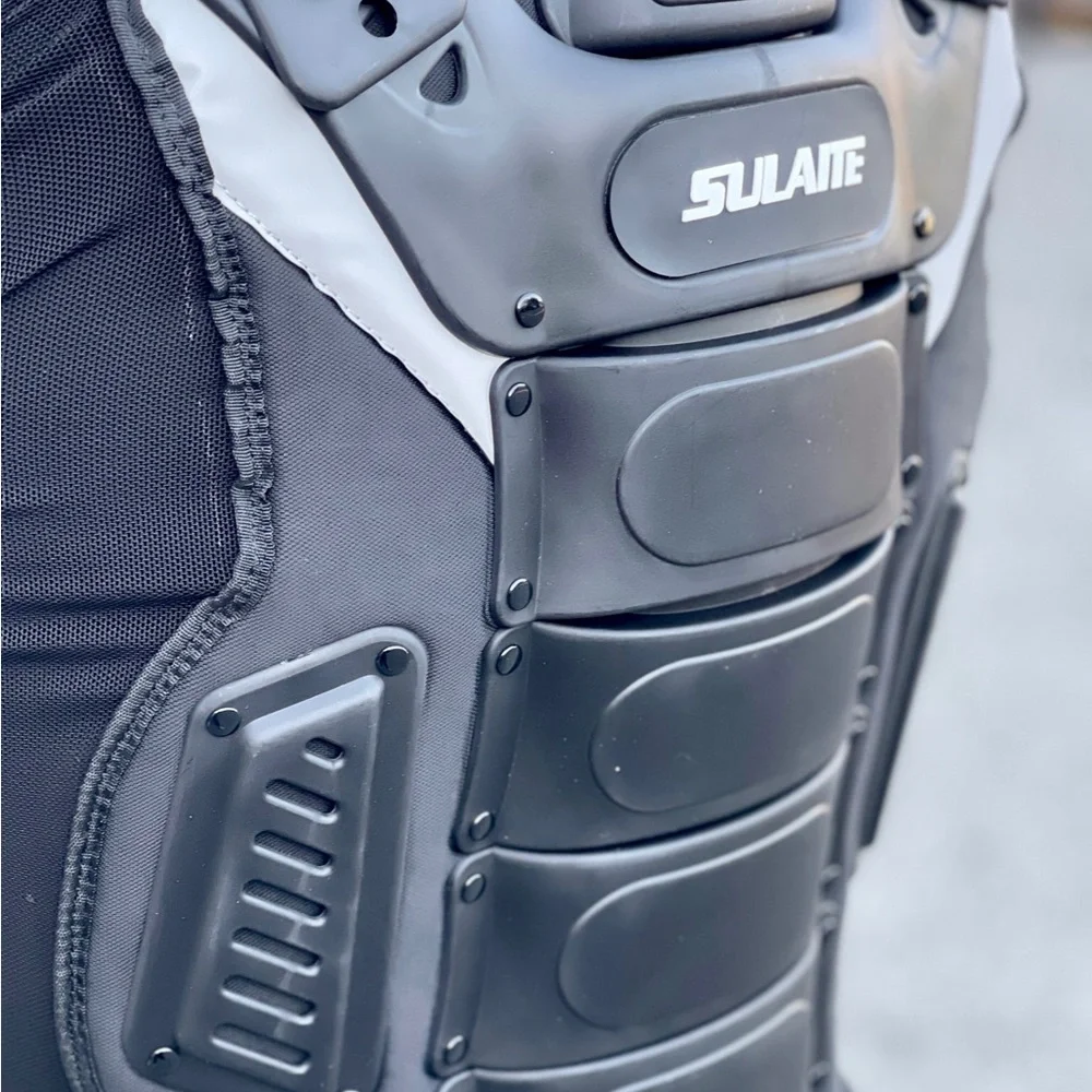 Motorcycle Riding Armor - Picture 11 of 12